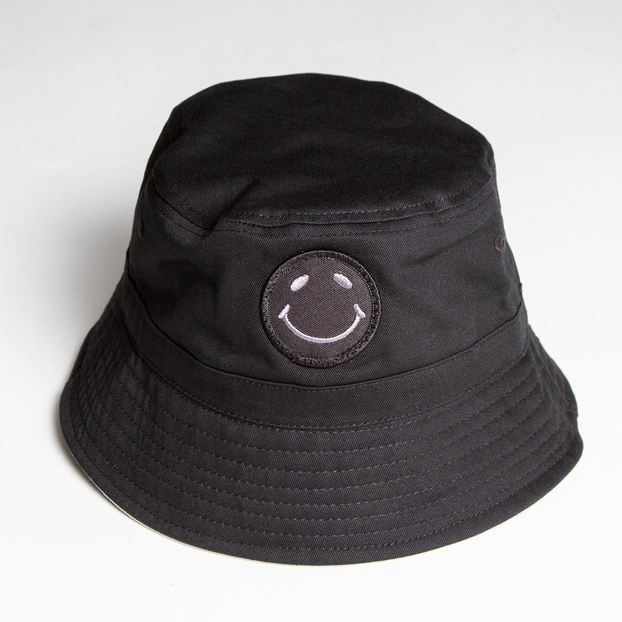BB Smiley - Bucket Hat - Black