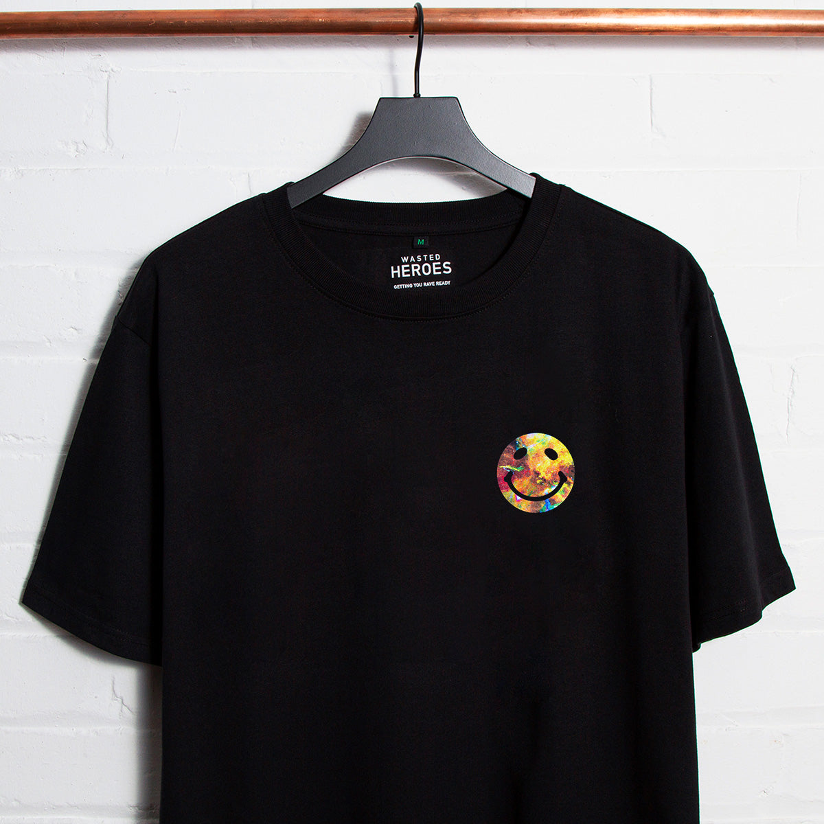Crest Smiley Spaced - Tshirt - Black