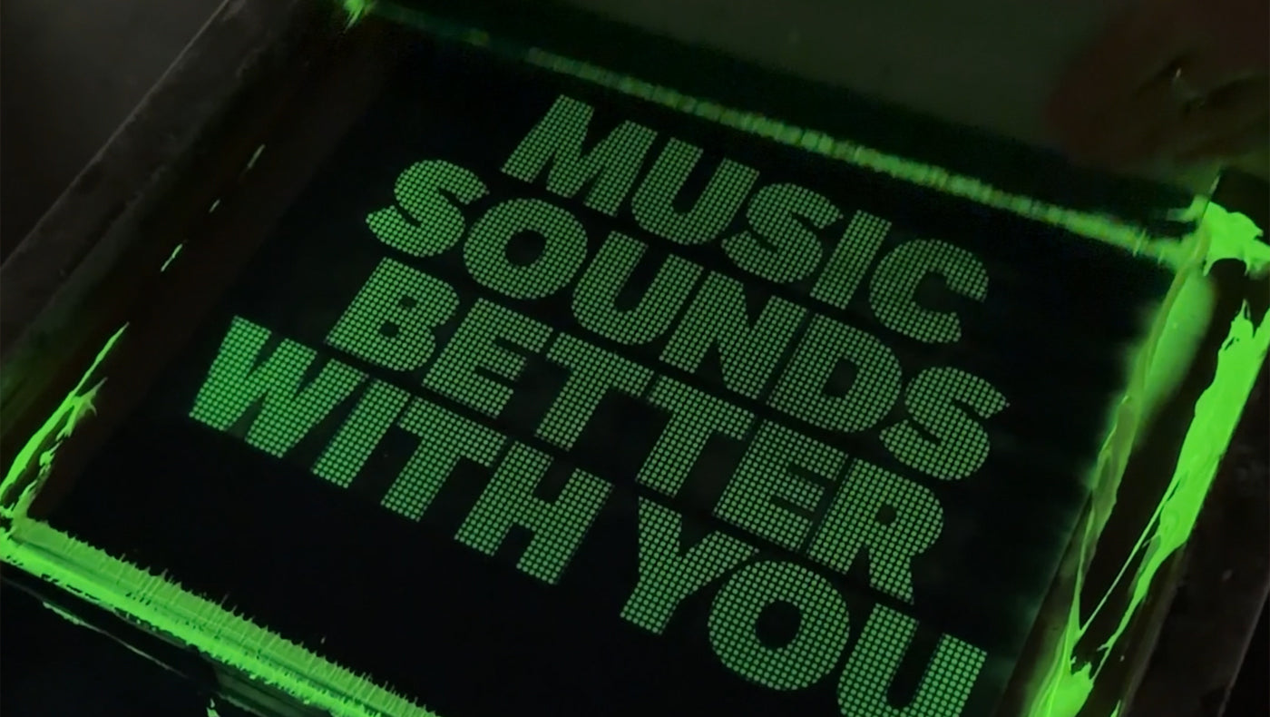 MUSIC SOUNDS BETTER - LTD EDITION GLOW
