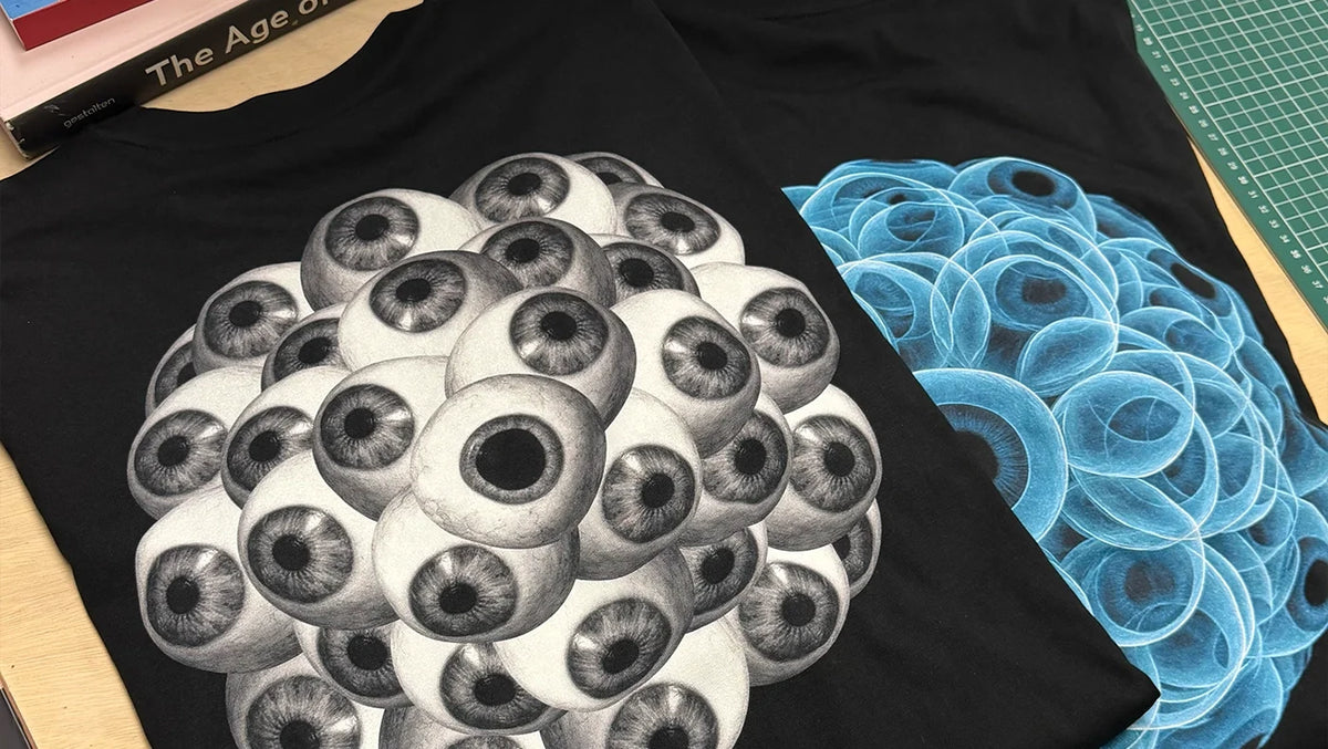 DILATED PUPILS. RAVE ENERGY... MORE EYES