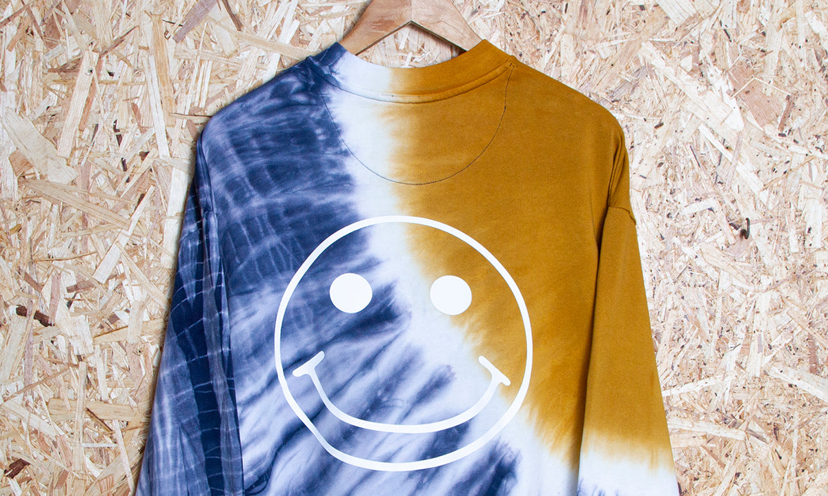 TIE-DYE SWEATSHIRTS