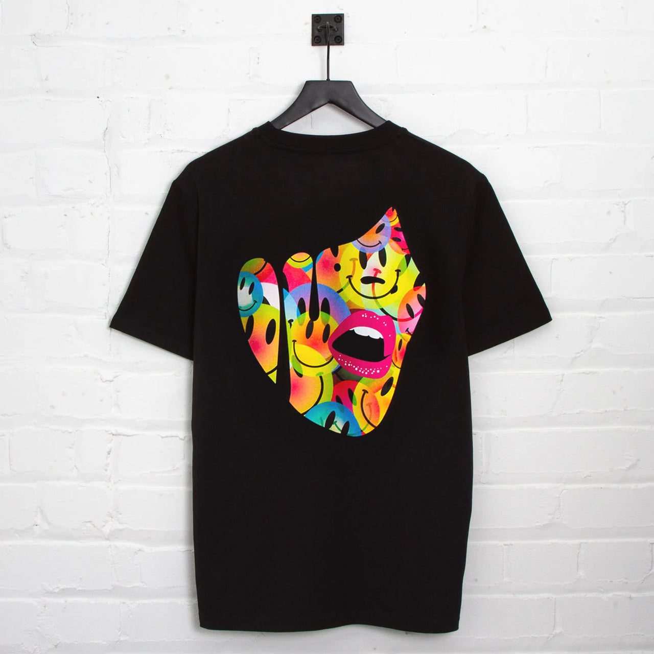 Droplet Face 010 Back Print - Tshirt - Black