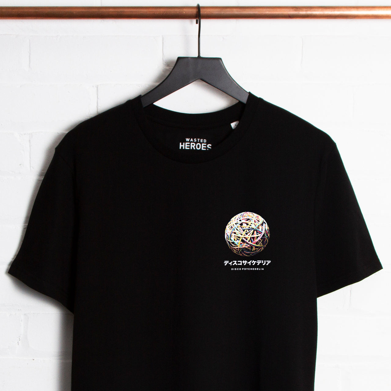 Crest Orb 009 - Tshirt - Black