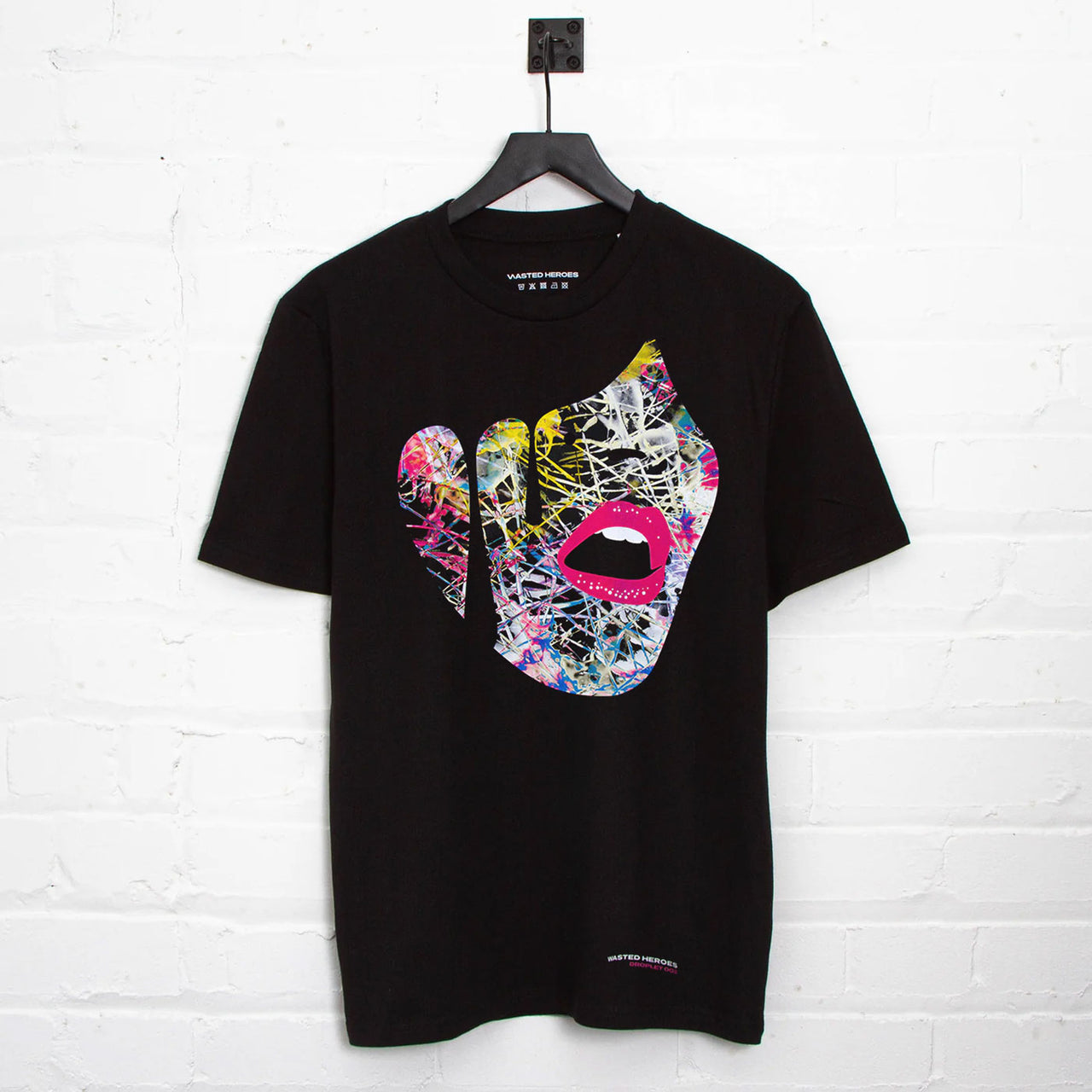 Droplet Face 003 - Tshirt - Black