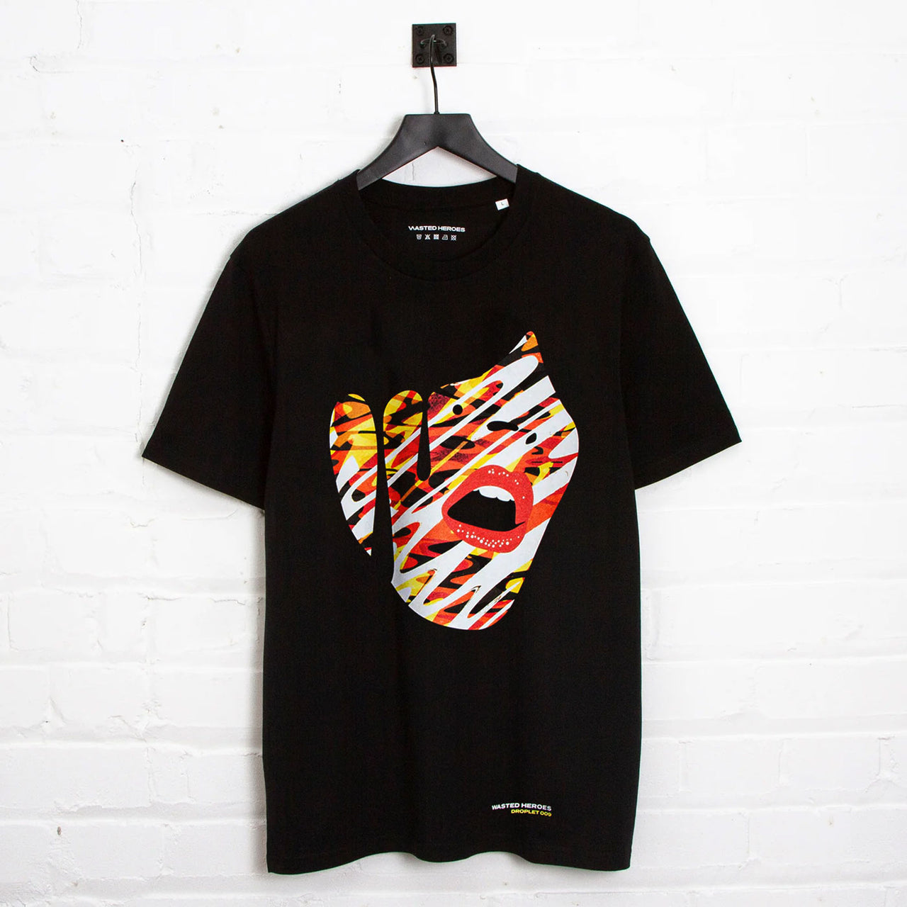 Droplet Face 009 - Tshirt - Black