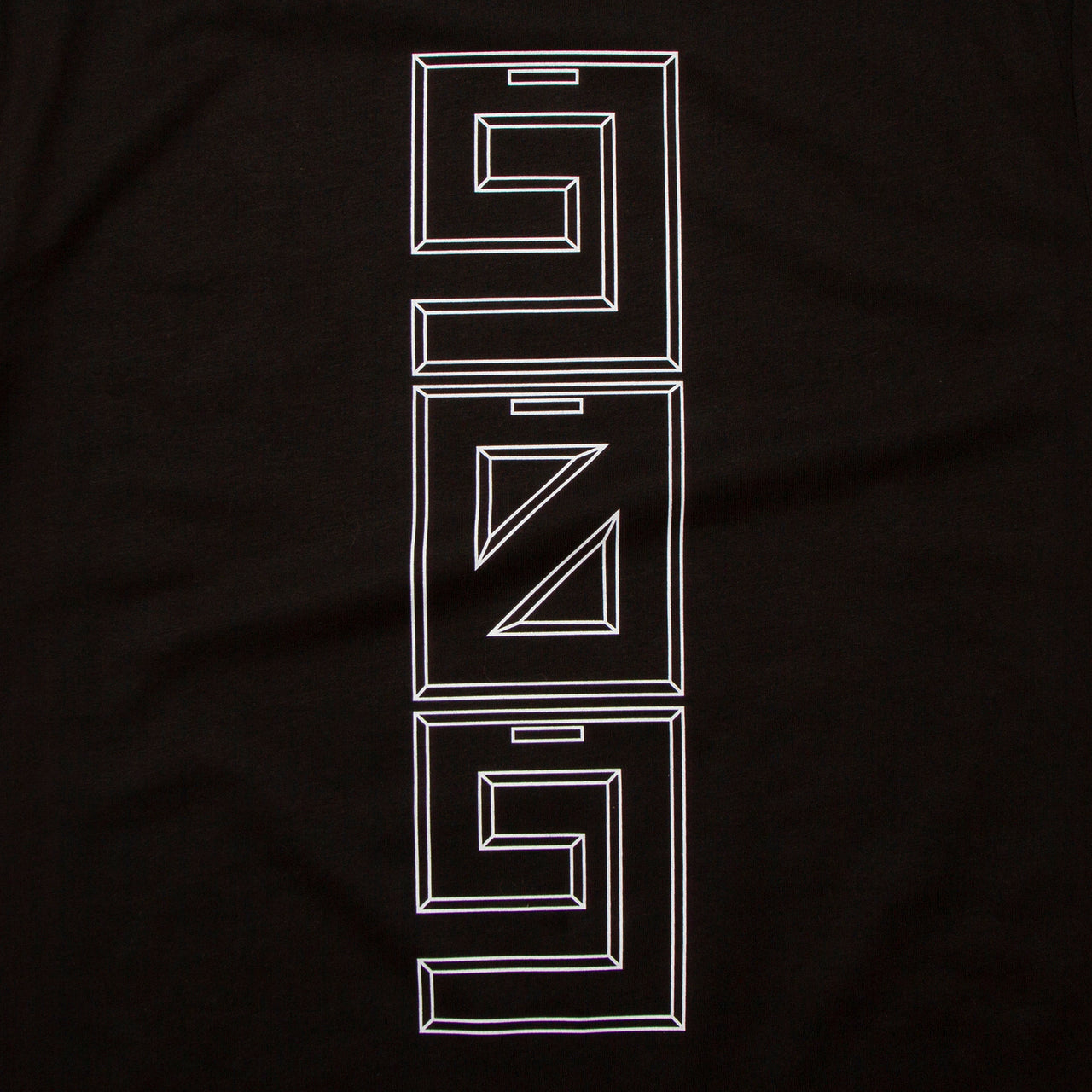 909 White Vertical Back Print - Tshirt - Black