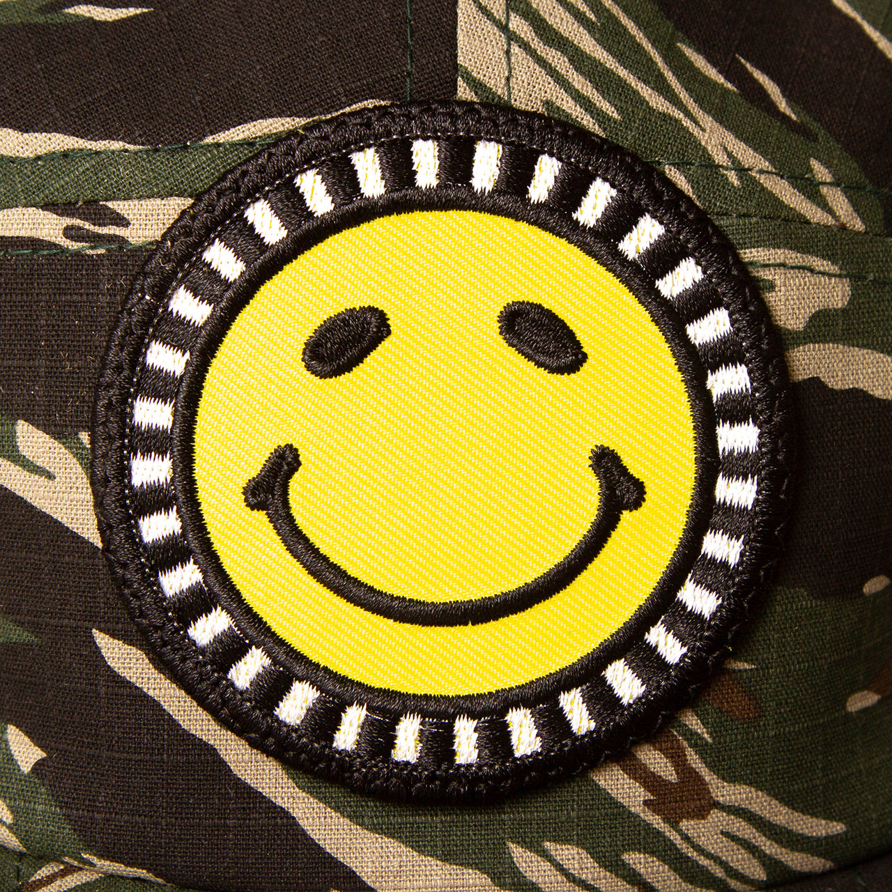 Smiley - 5 Panel Cap - Camo