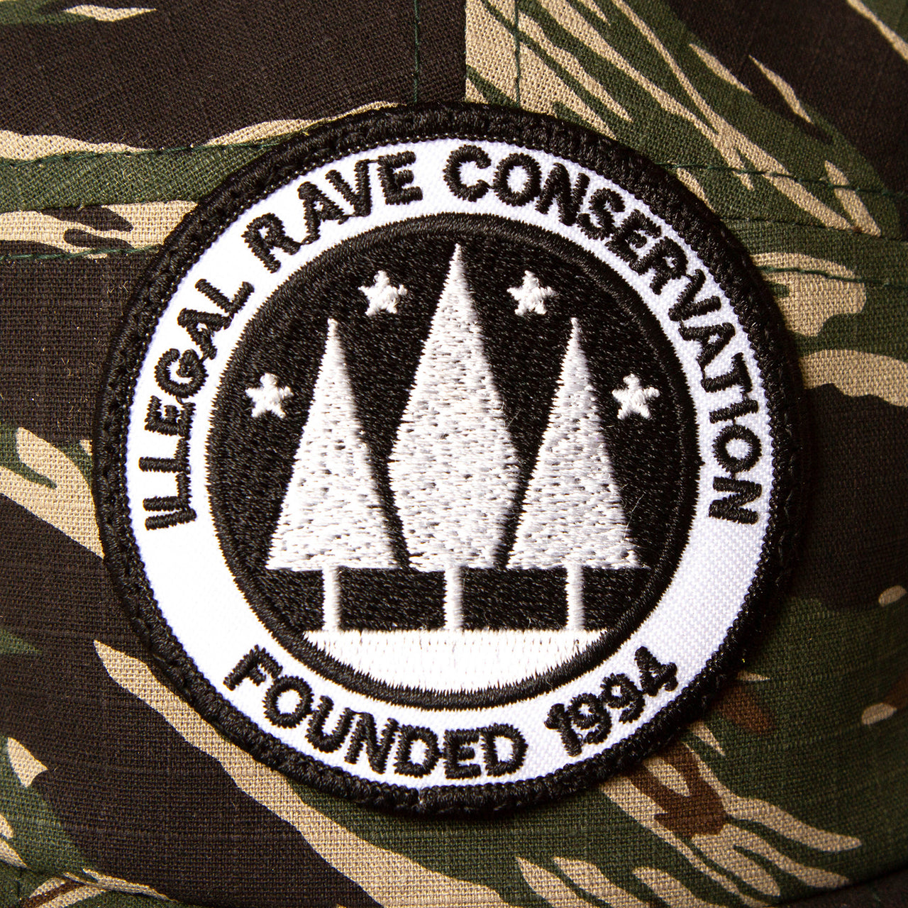Illegal Rave - 5 Panel Cap - Camo