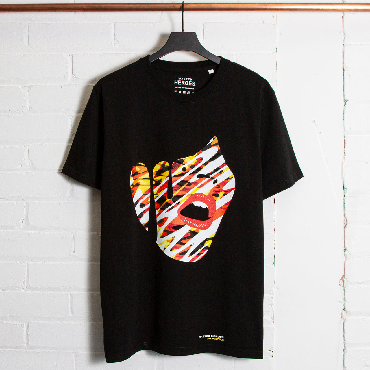 Droplet Face 009 - Tshirt - Black