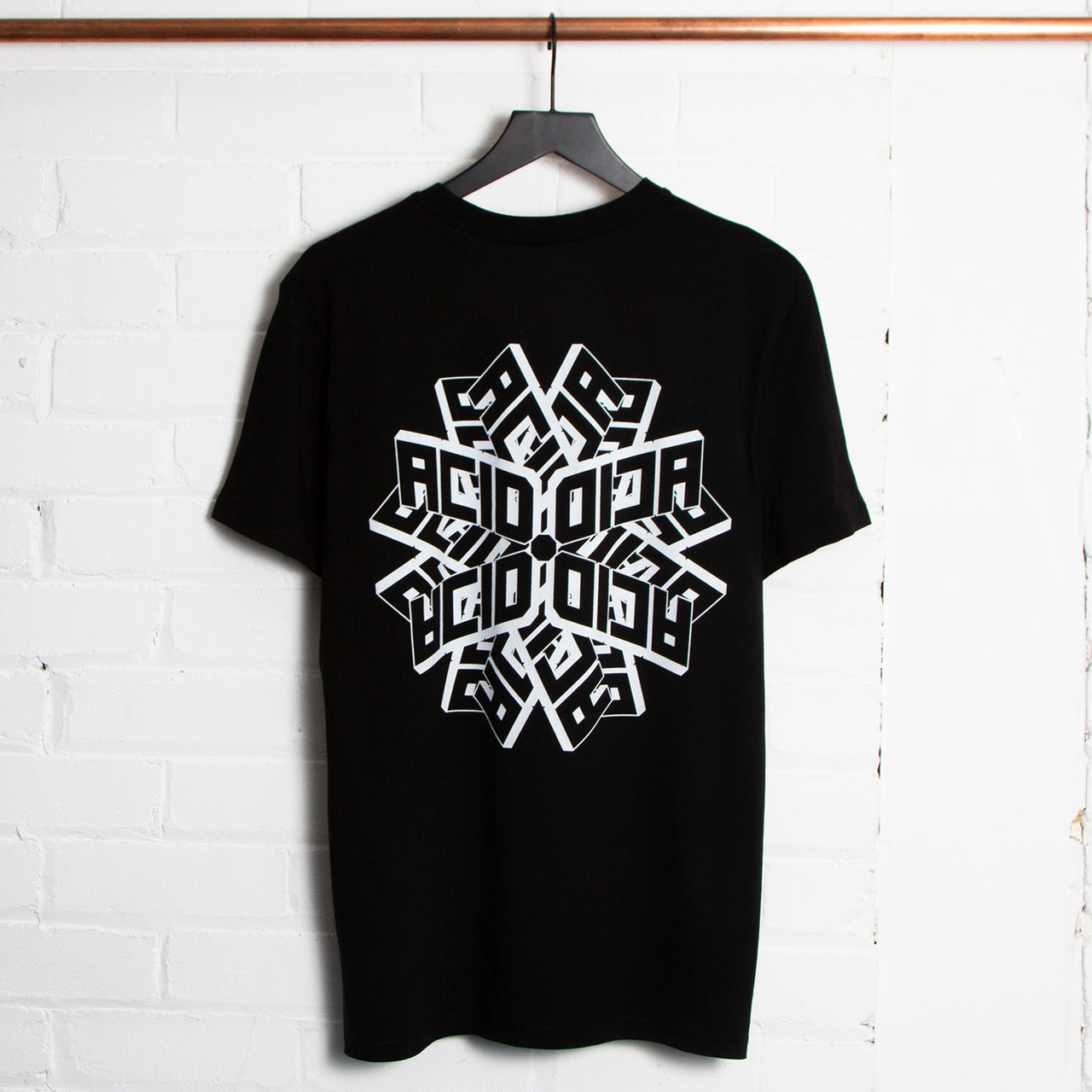 Geo Acid Back Print - Tshirt - Black