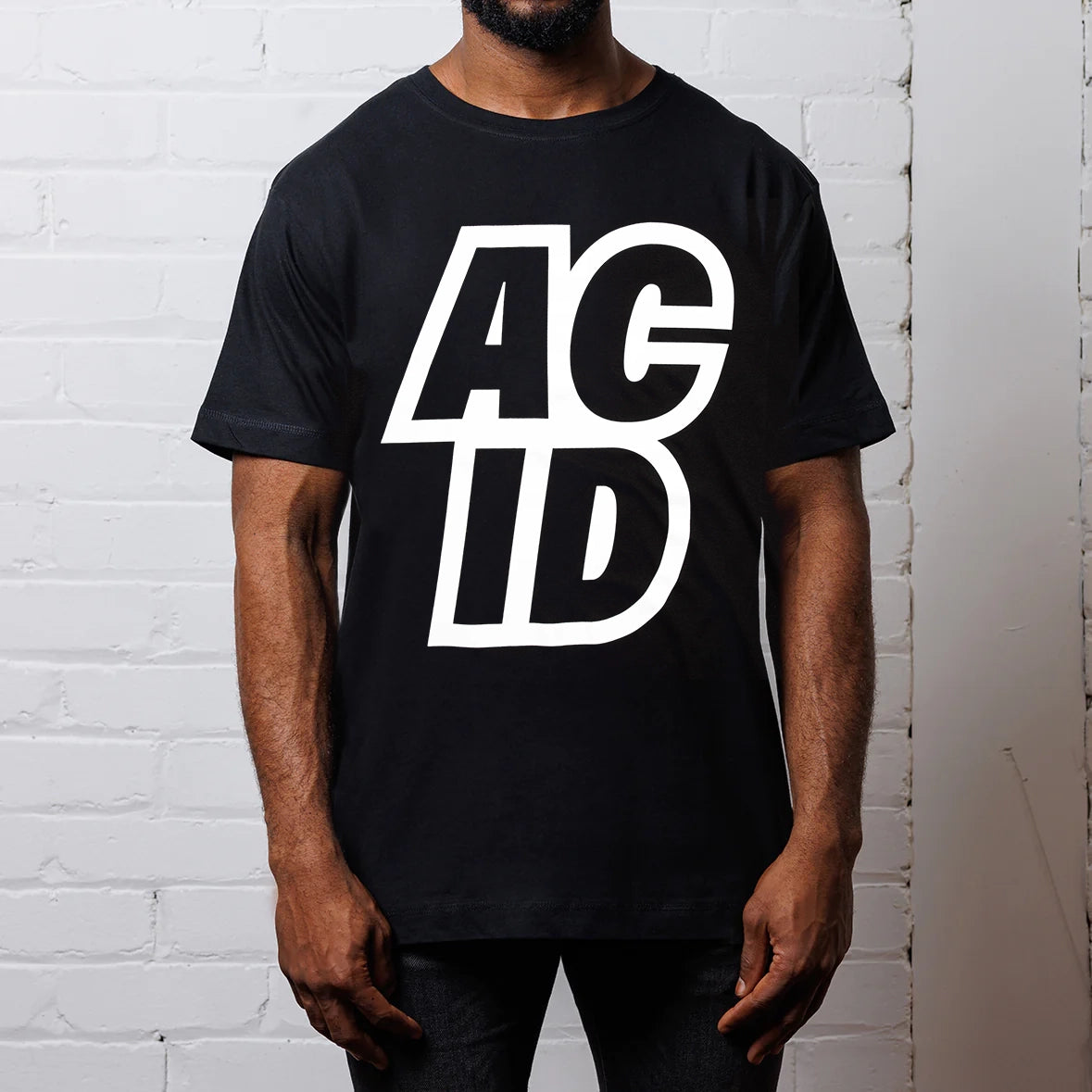 Acid Sport Front Print - Tshirt - Black