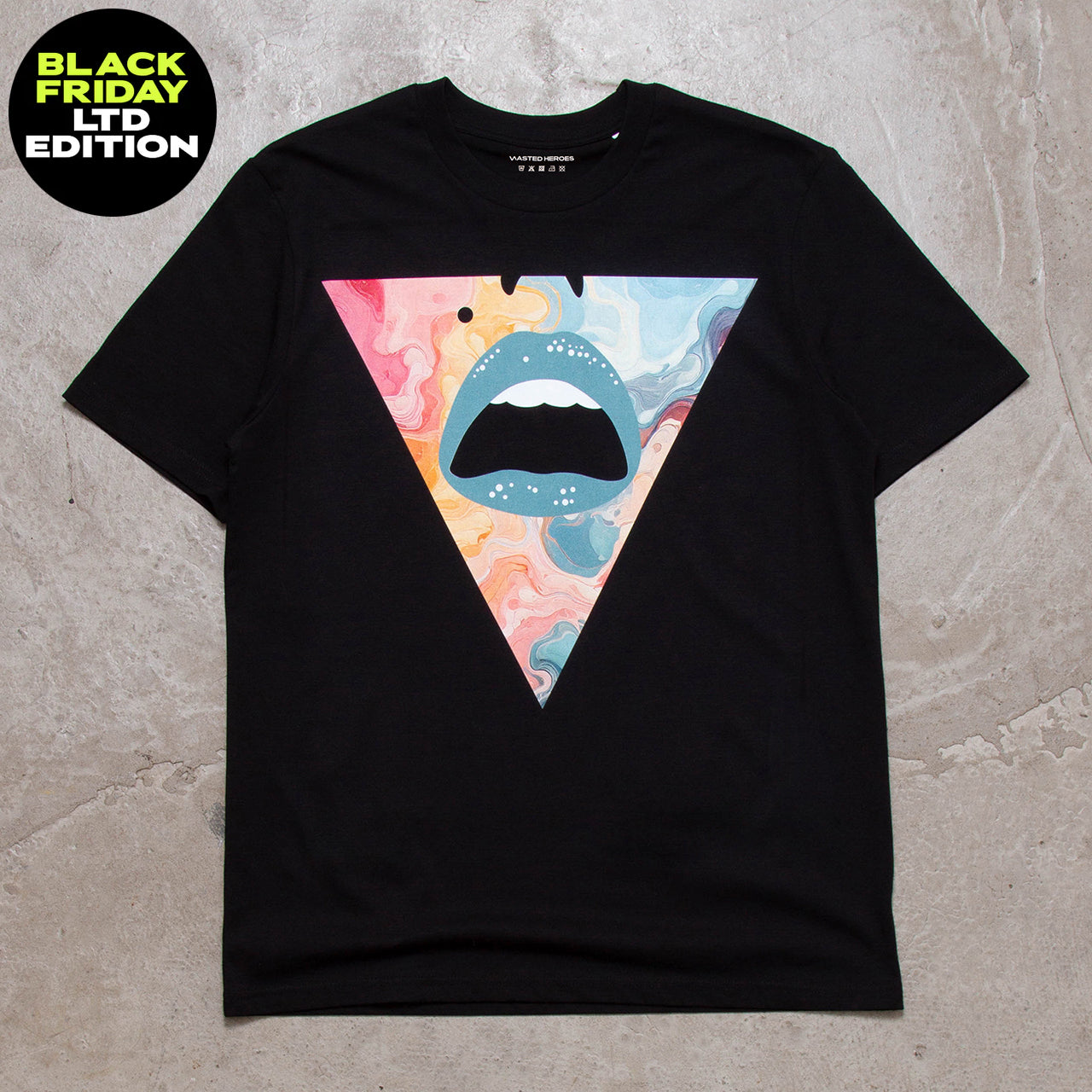 BF Swirl Triangle Face Front Print - Tshirt - Black