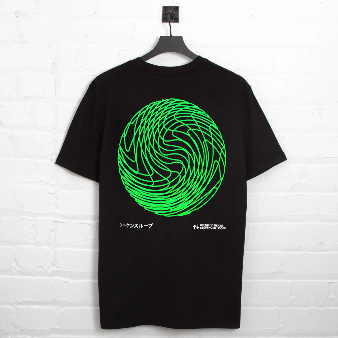 Sequence Sphere Back Print - Tshirt - Black