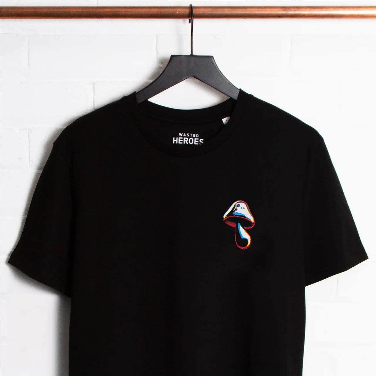 Crest Doodle Shroom - Tshirt - Black