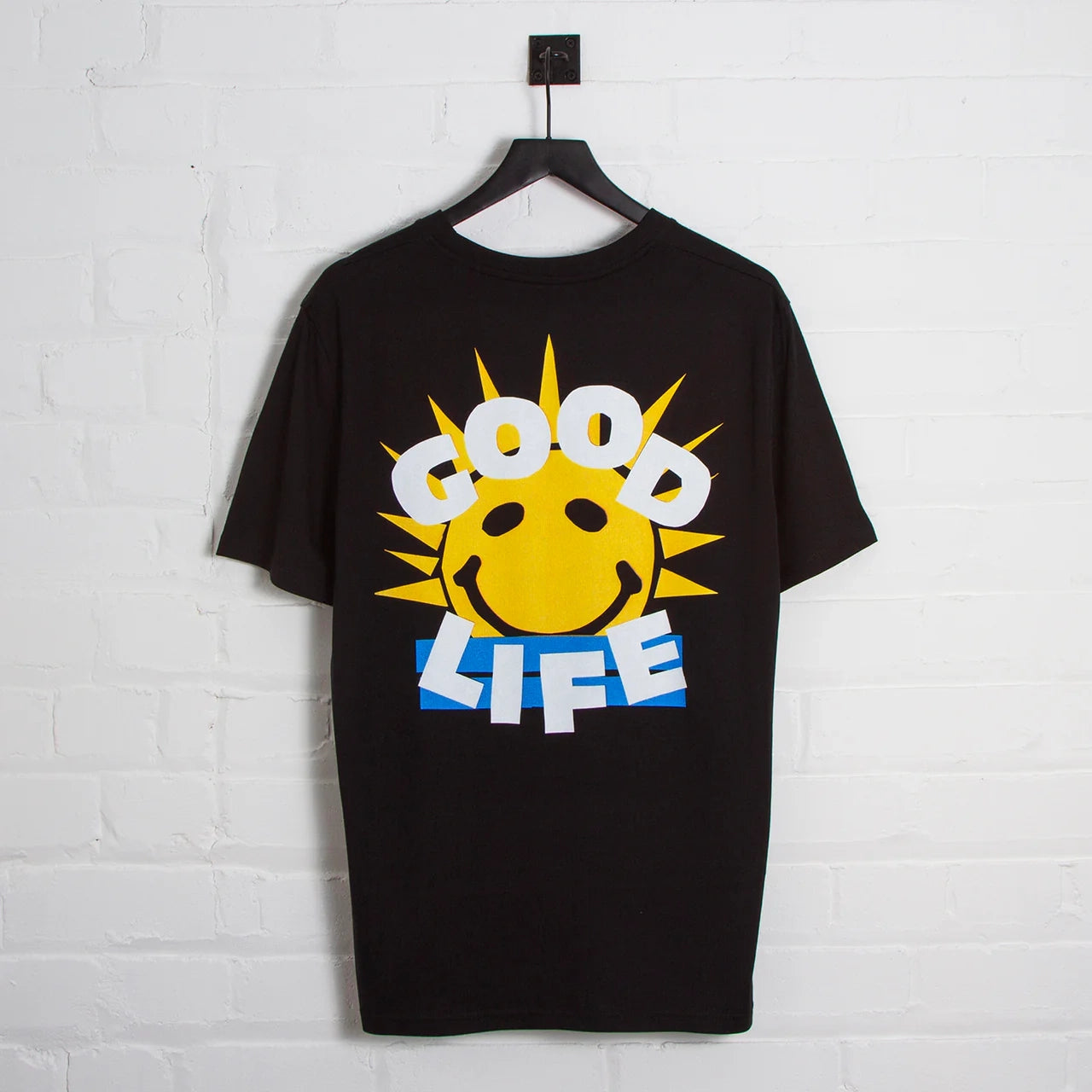 Sun Good Life Back Print - Tshirt - Black