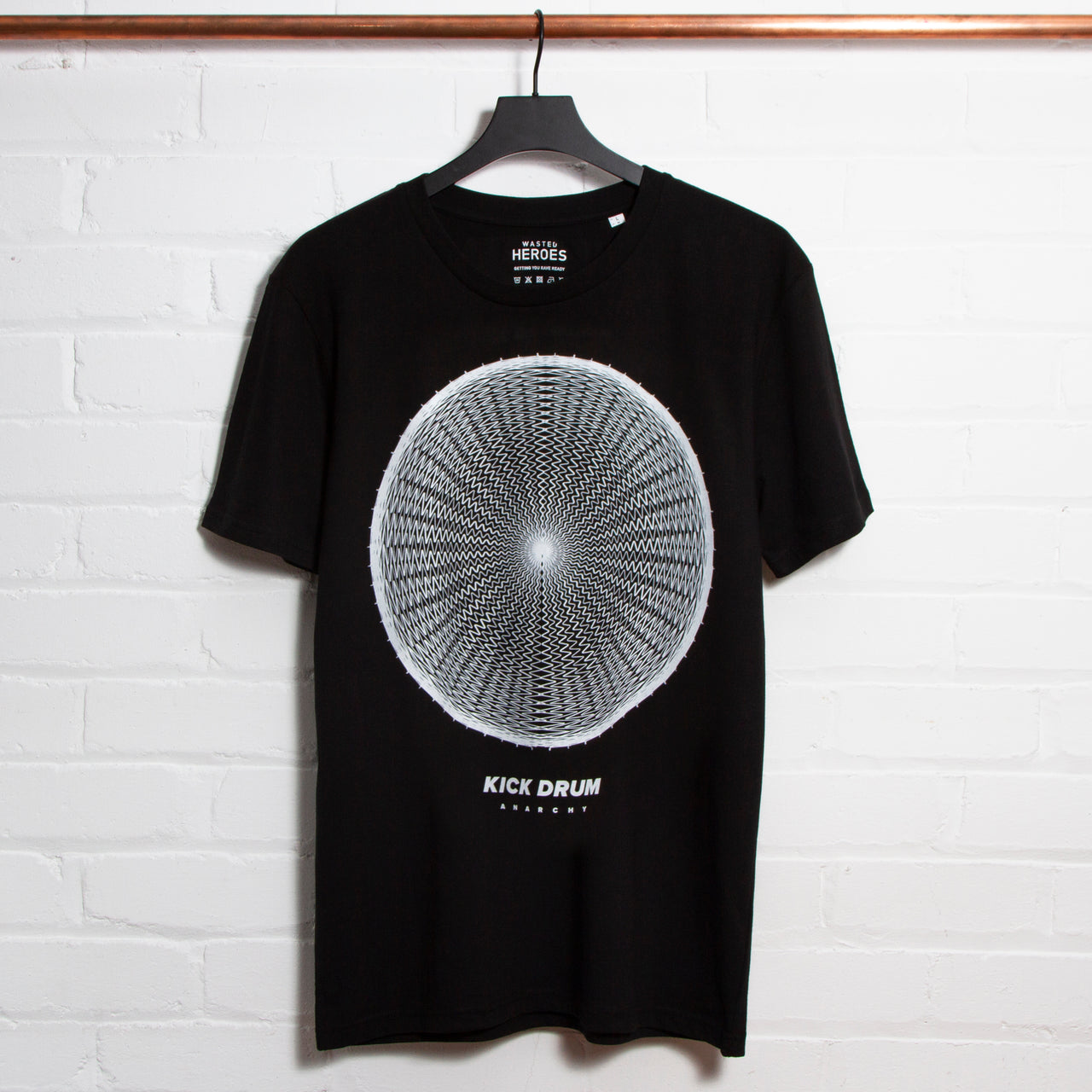 Kick Drum Front Print - Tshirt - Black