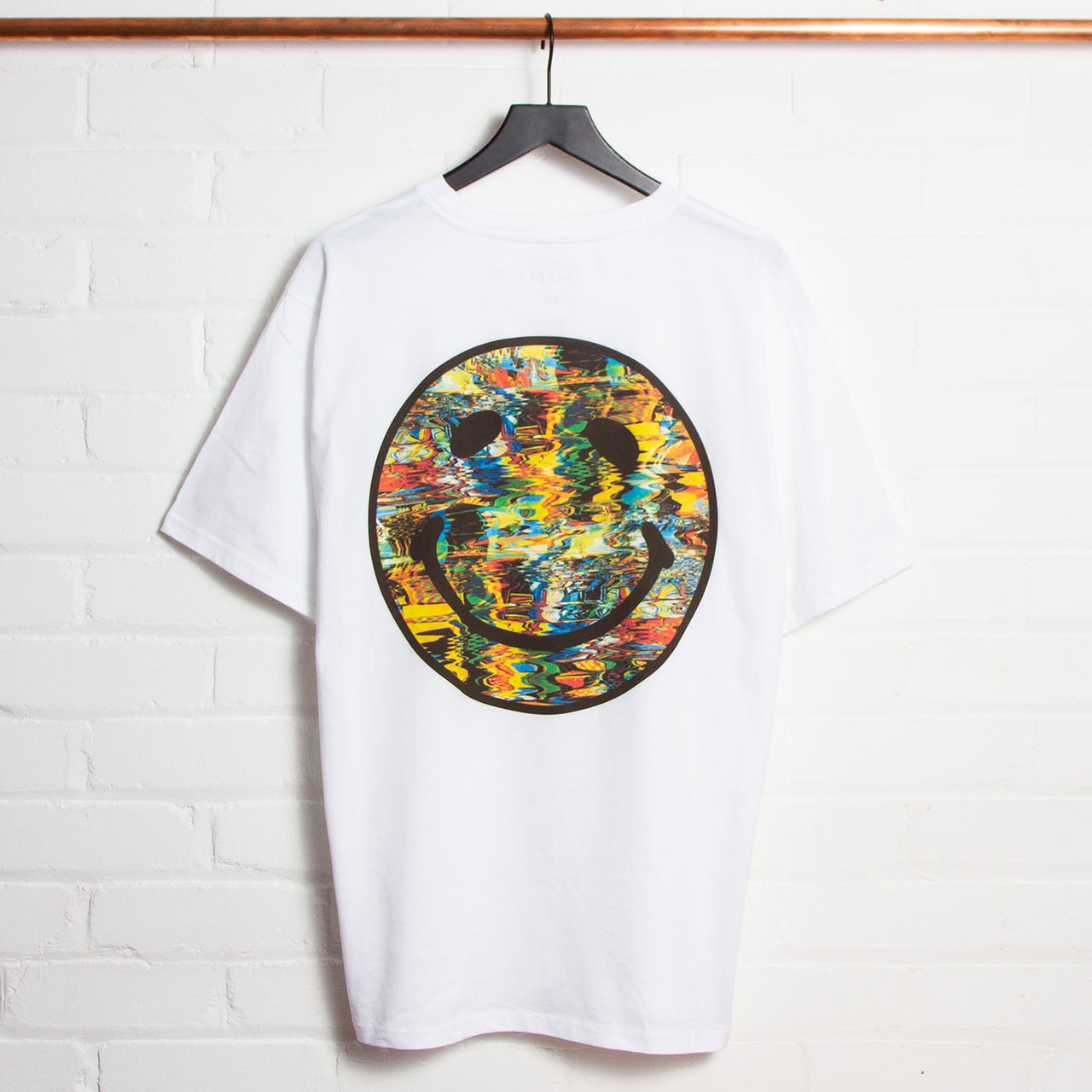 Colour Blast Back Print - Tshirt - White