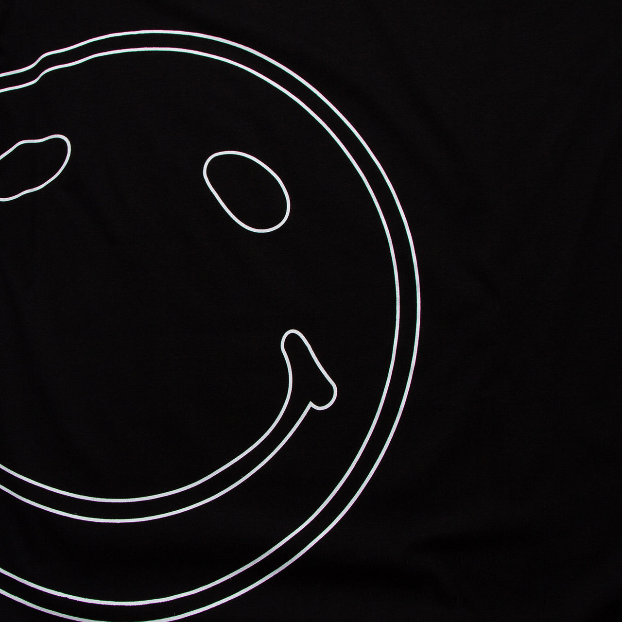 White Outline Side Smiley - Oversized Tshirt - Black