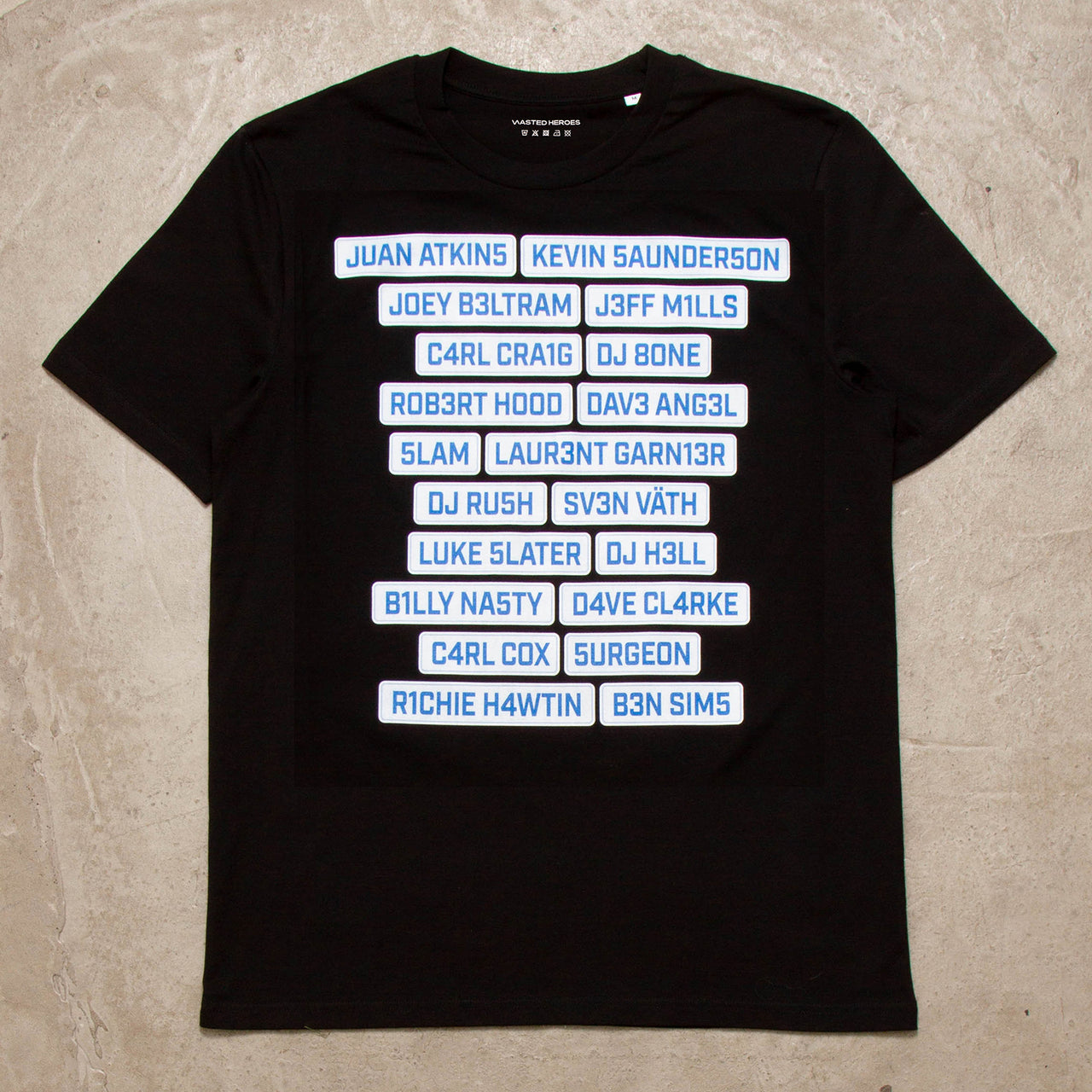 Pt1 Techno Evolution Front Print - Tshirt - Black