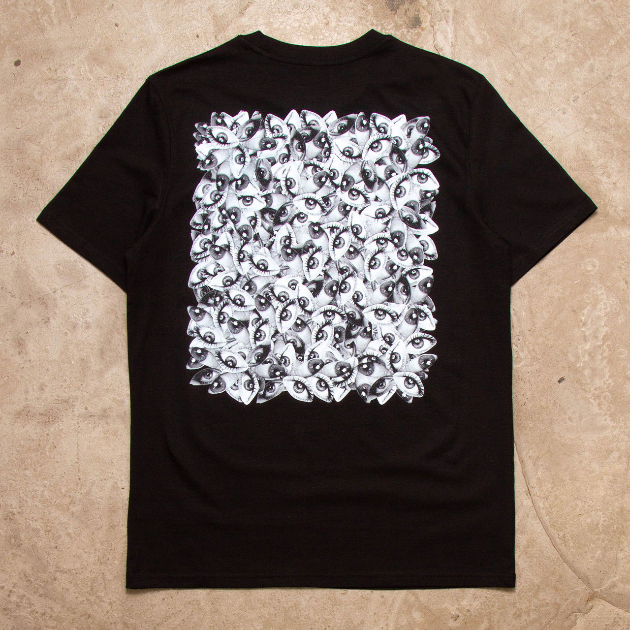Echo Eye Back Print - Tshirt - Black