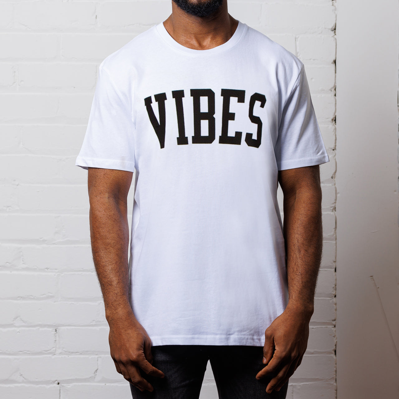 Vibes - Tshirt - White