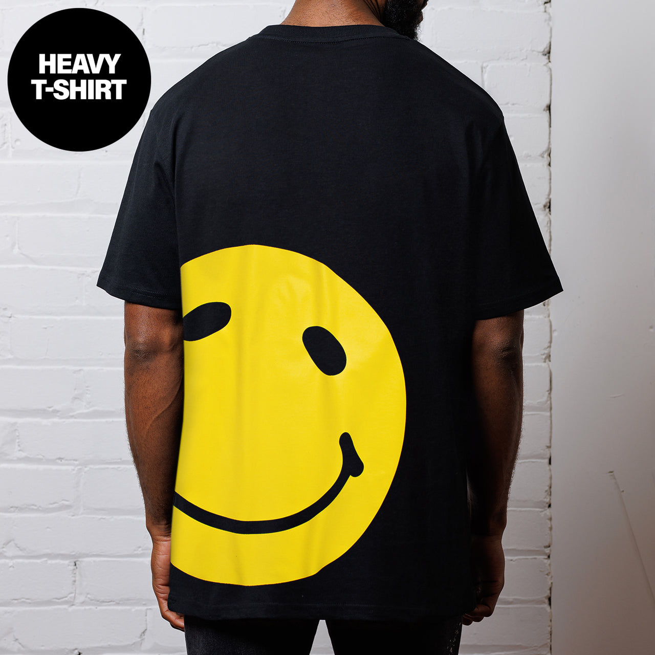 Mega Side Smiley Back - Heavy Tshirt - Black