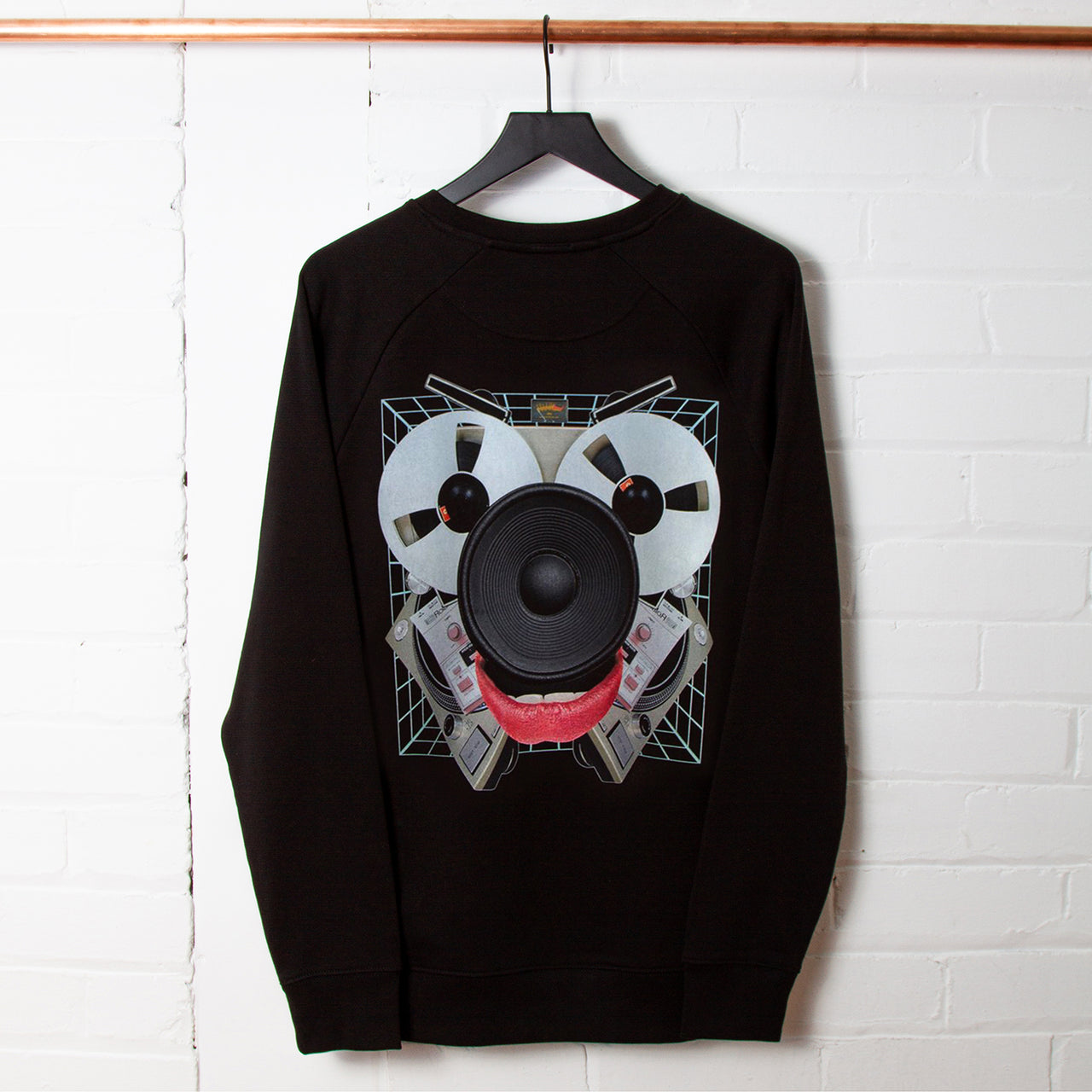 Audio Face Back Print - Sweatshirt - Black
