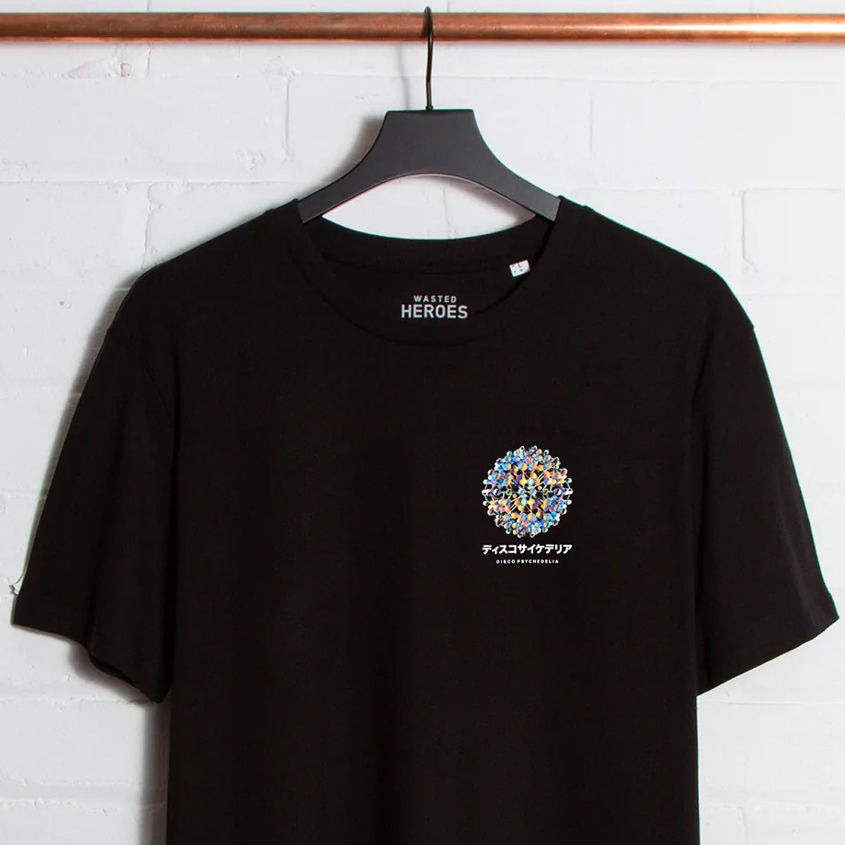 Crest Orb 002 - Tshirt - Black