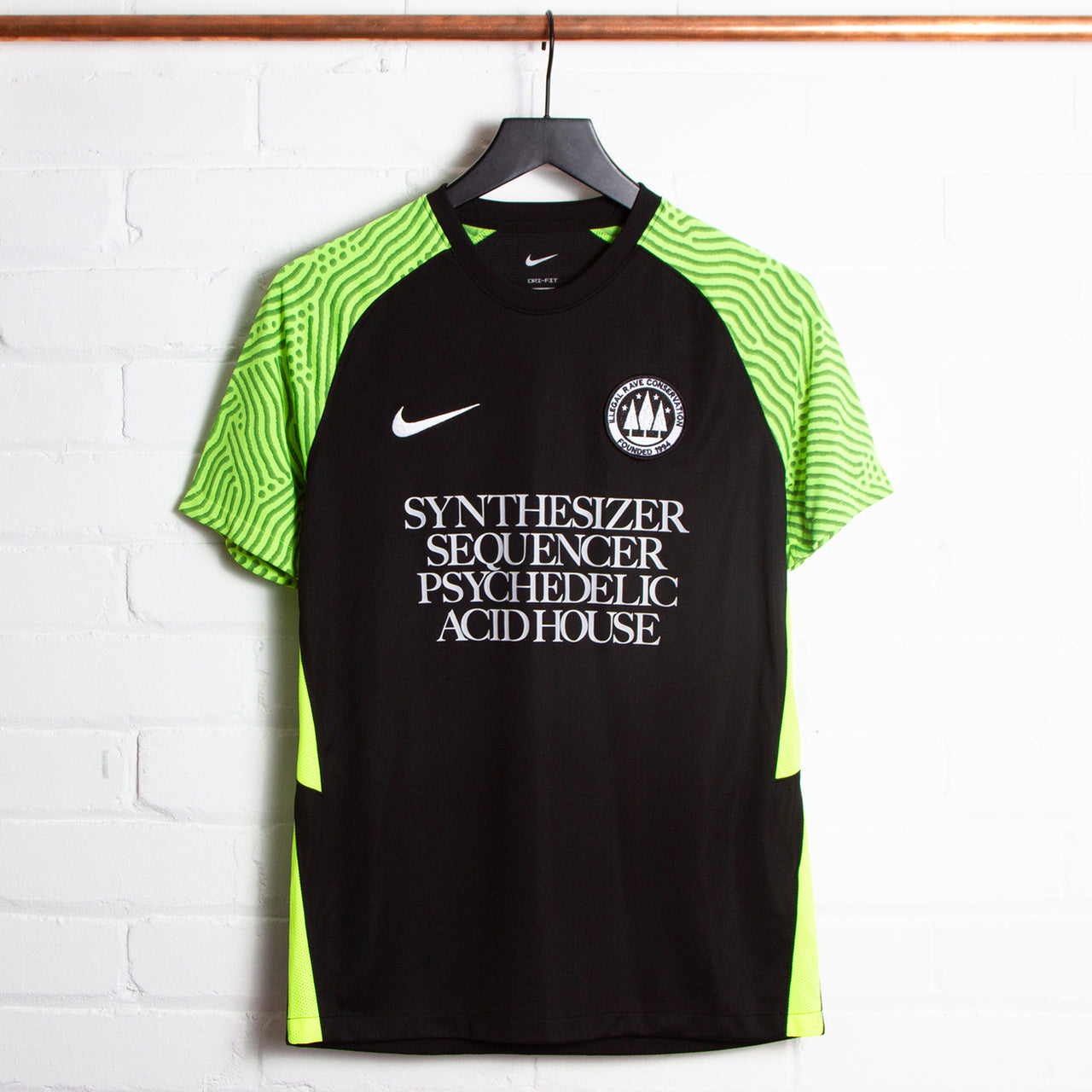 Wasted Heroes FC Strike Green Sleeve 010 - Football Jersey - Black Rave