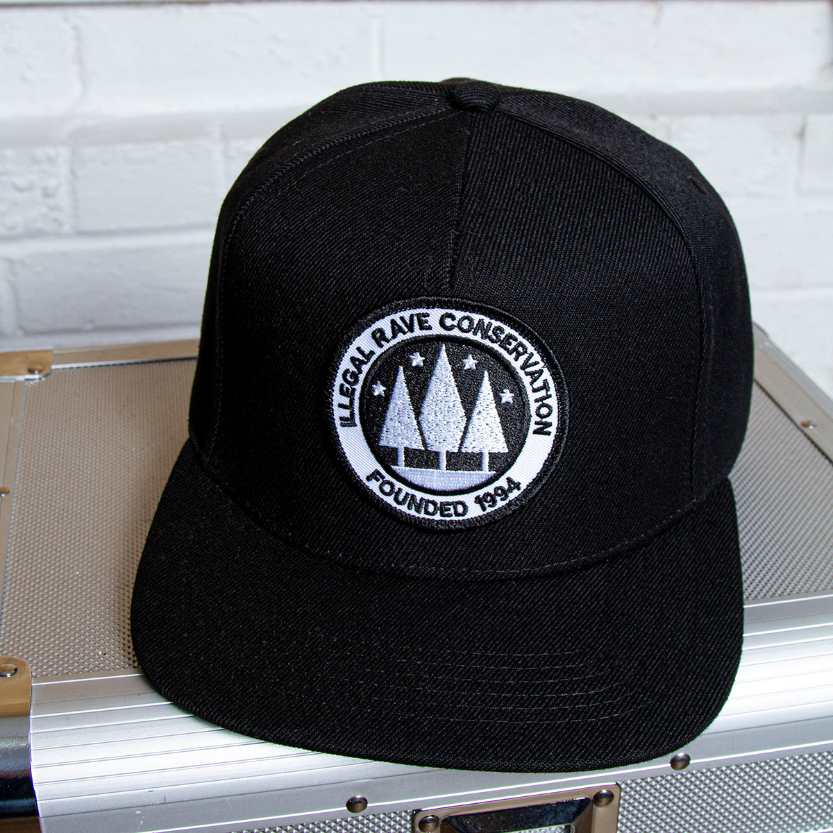 Illegal Rave - Snapback - Black - Wasted Heroes