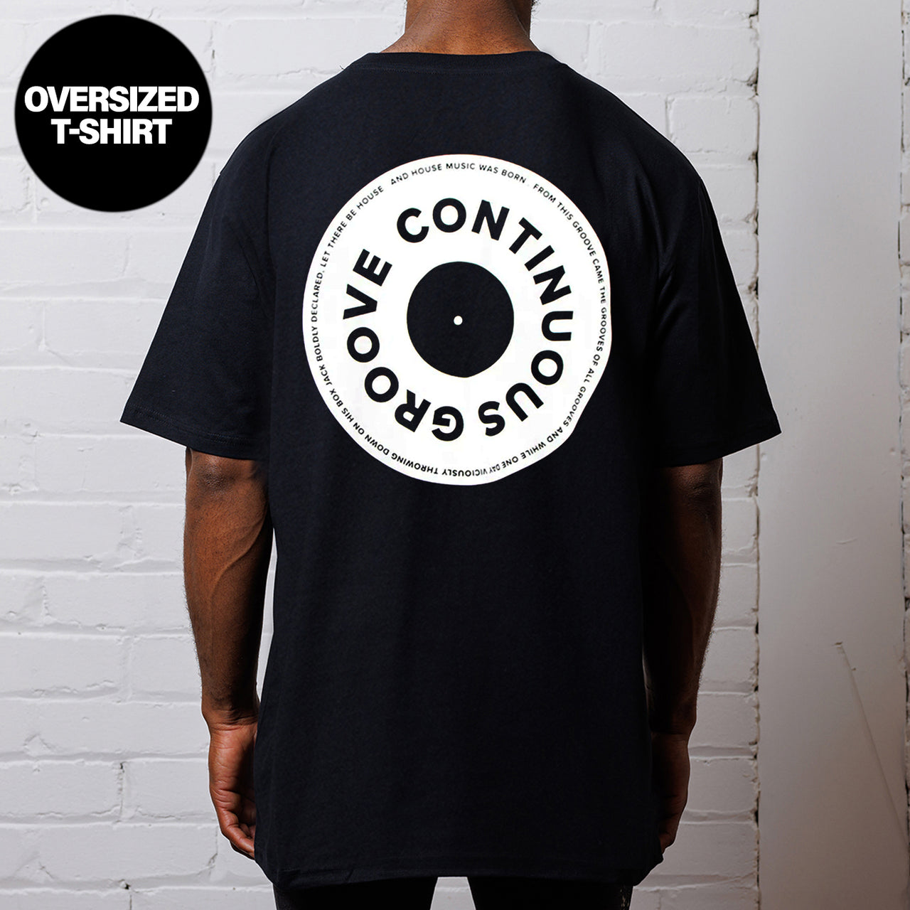 Continuous Groove  - Oversized Tshirt - Black