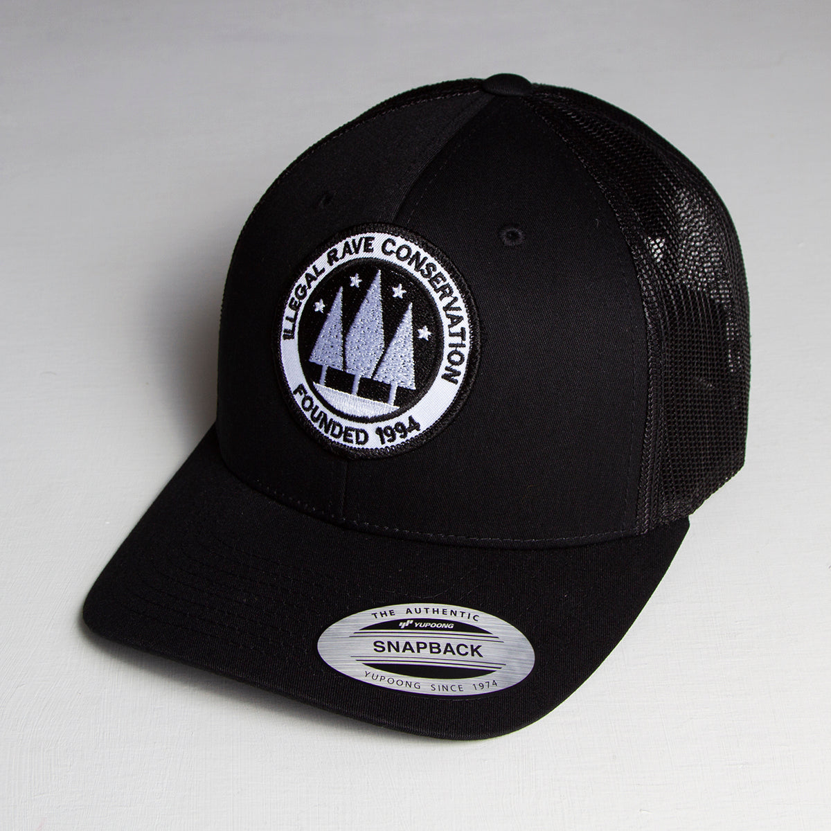 Illegal Rave - Trucker Cap - Black - Wasted Heroes
