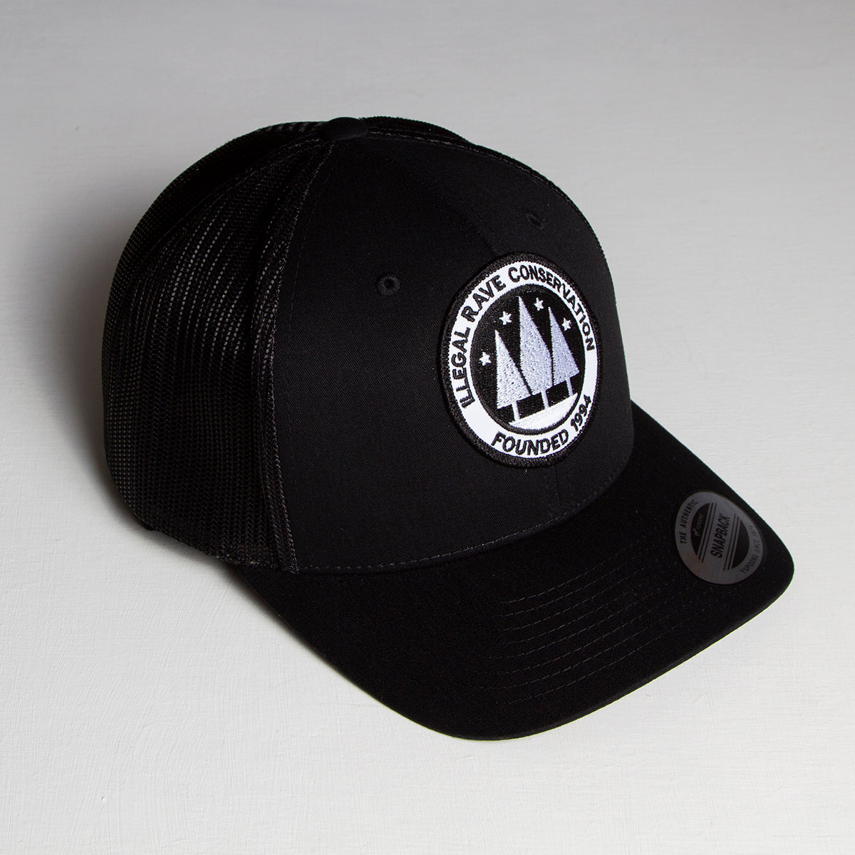 Illegal Rave - Trucker Cap - Black - Wasted Heroes