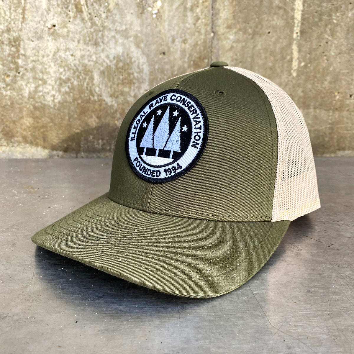 Illegal Rave - Trucker Cap - Green - Wasted Heroes
