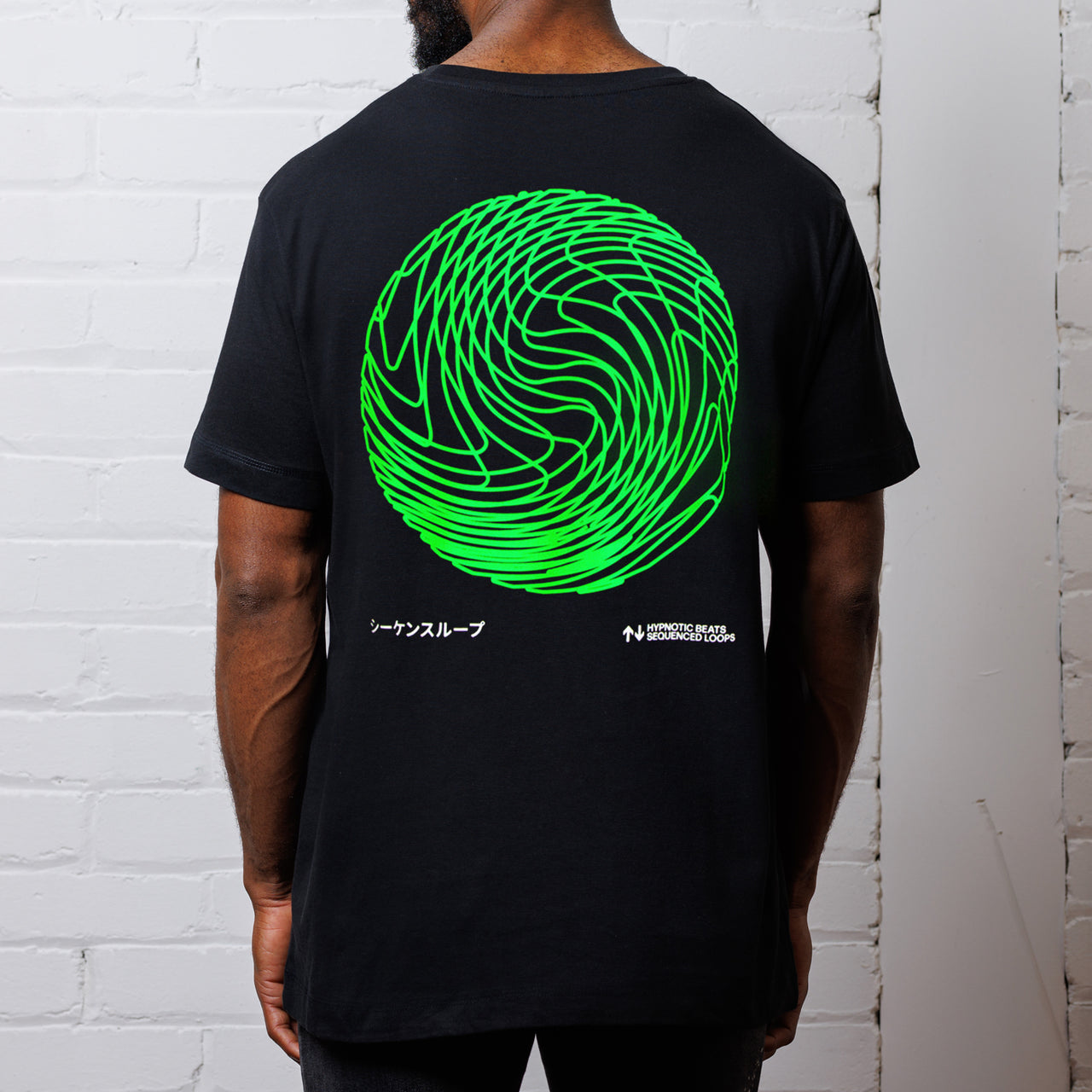 Sequence Sphere Back Print - Tshirt - Black